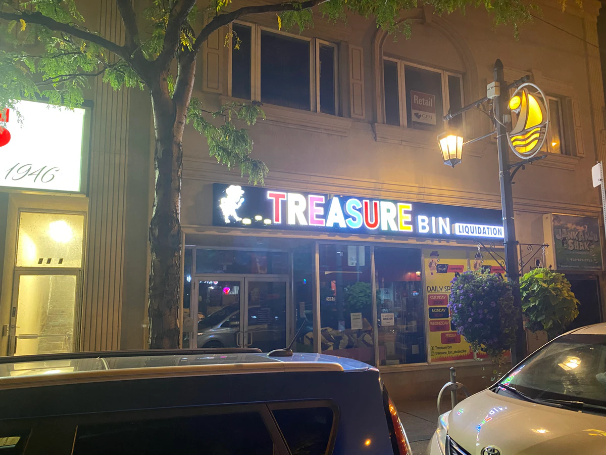 Treasure Bin bin store in Etobicoke, Ontario — a Canadian liquidation store with daily price drops.