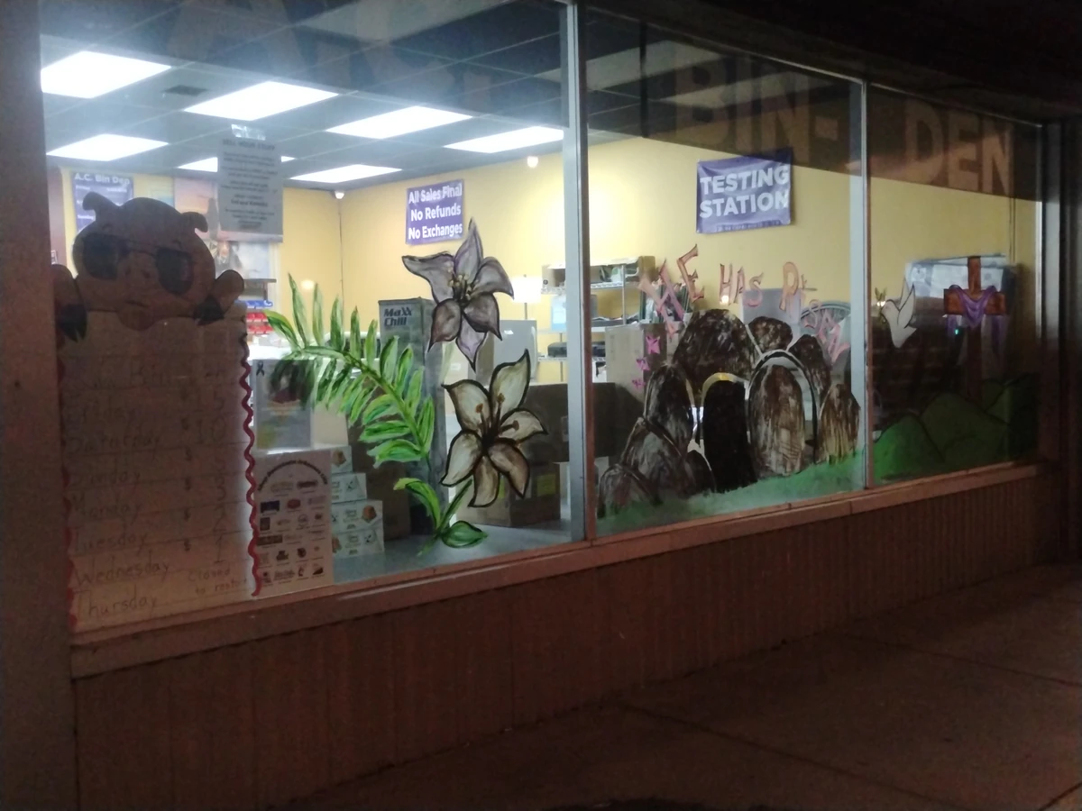 A.C. Bin Den interior merchandise display - discount store in arkansas city, kansas.
