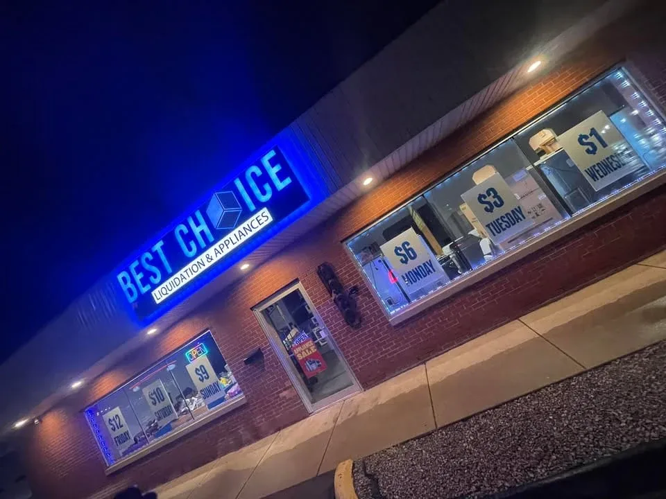 Best Choice Liquidation & Appliances interior merchandise display - bin store in lincoln park, michigan.