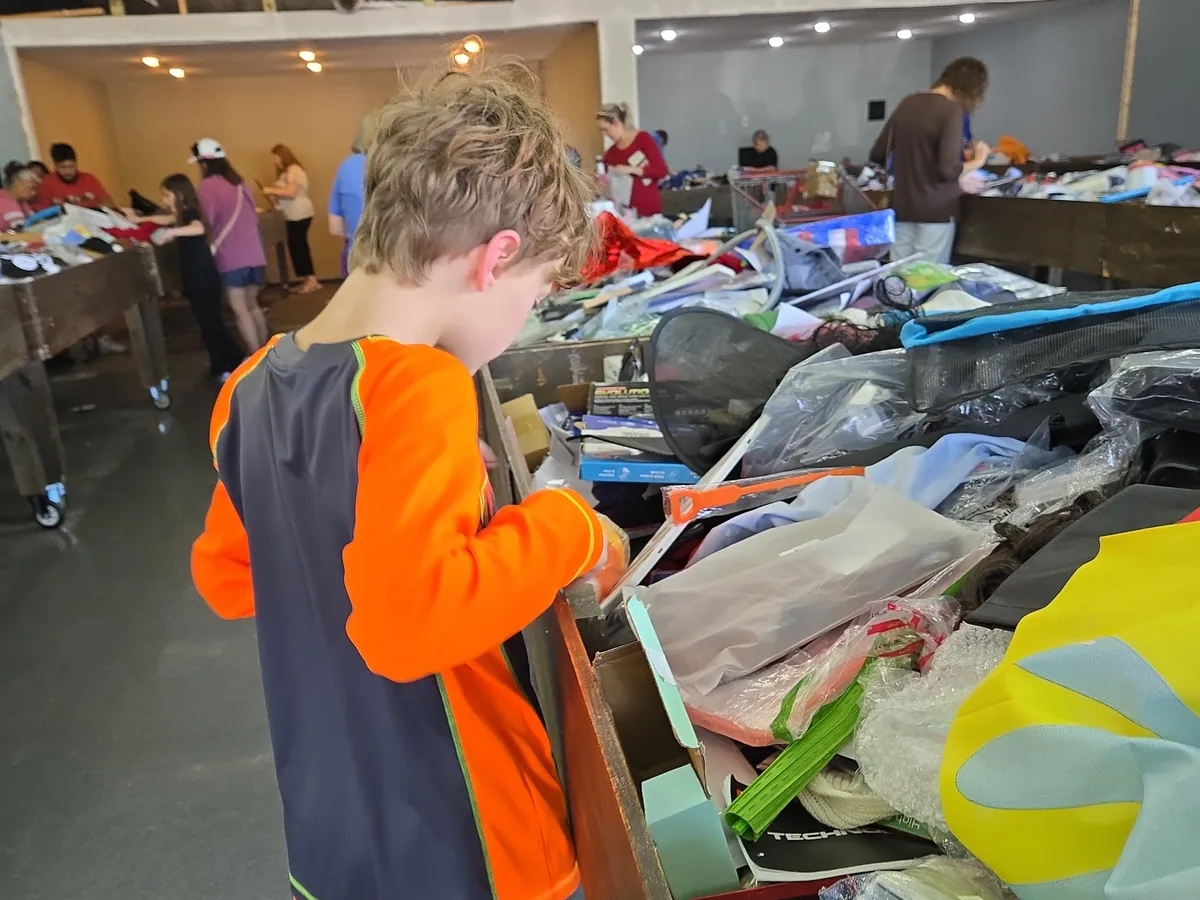 Discount Bins bin store in Mountain Home, AR — a liquidation store with daily price drops.
