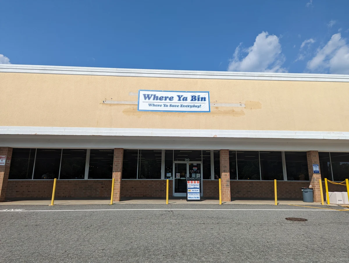 Where Ya Bin Concord storefront and bin store photos