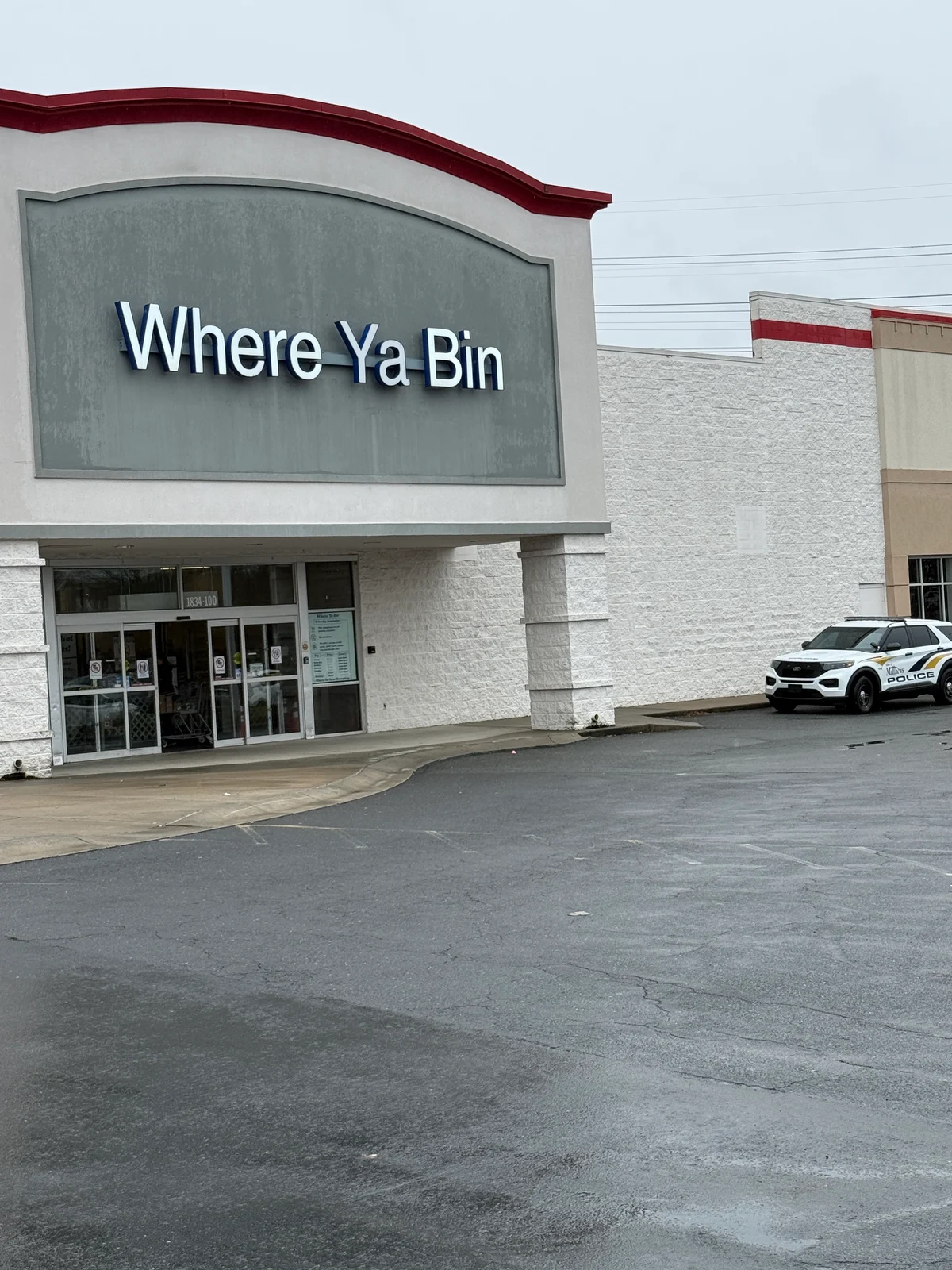 Where Ya Bin Matthews storefront and bin store photos