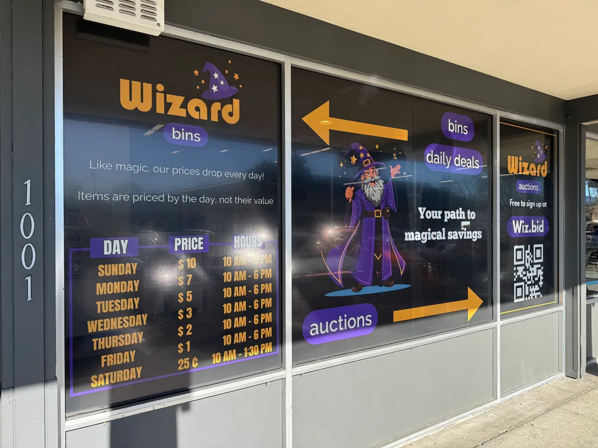 Wizard Bins & Auctions bin store in Santa Rosa, CA — a liquidation store with daily price drops.